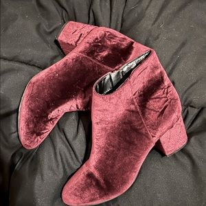 Steve Madden velvet booties